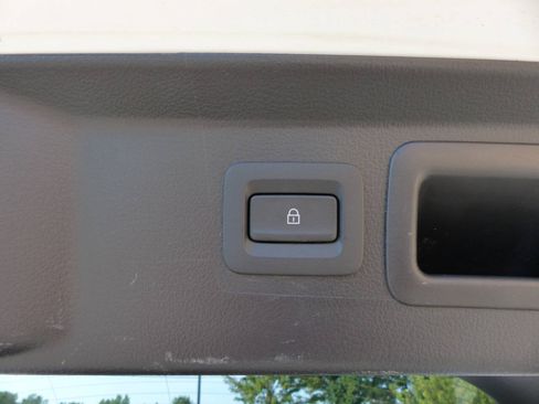 Used 2025 MAZDA CX-50 AWD 2.5 S w/ Weather Package image 41