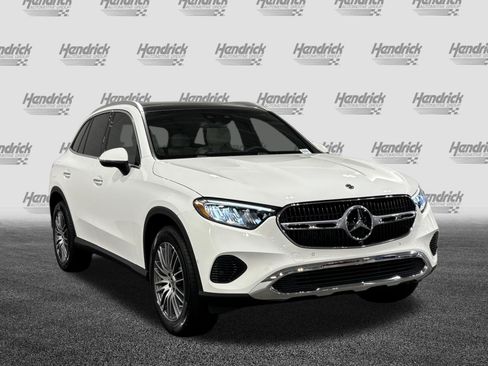 New 2027 Mercedes-Benz GLC 300 4MATIC image 2