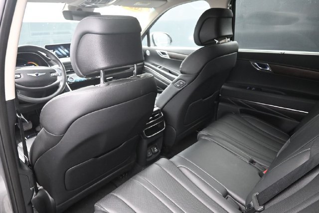 Used 2024 Genesis GV80 2.5T AWD/4WD image 43
