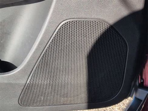 Used 2019 Jeep Cherokee Trailhawk w/ Comfort/Convenience Group image 38