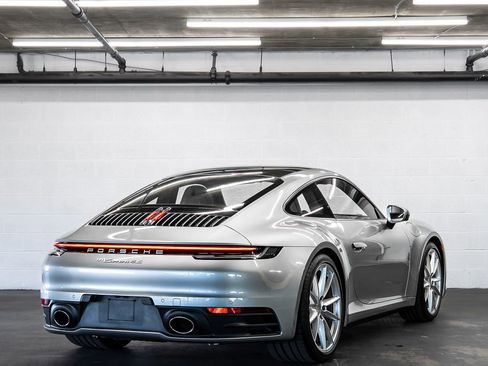Used 2024 Porsche 911 Carrera 4S image 5