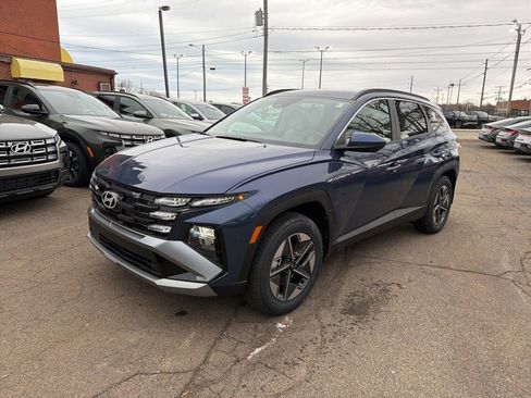 New 2026 Hyundai Tucson SEL image 3