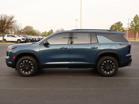 New 2026 Chevrolet Traverse Z71 w/ LPO, Floor Liner Package AWD/4WD image 34