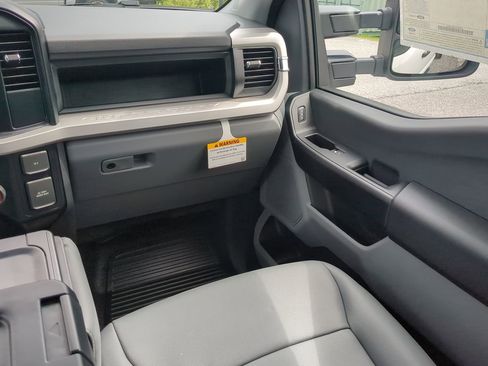 New 2025 Ford F450 XL image 15