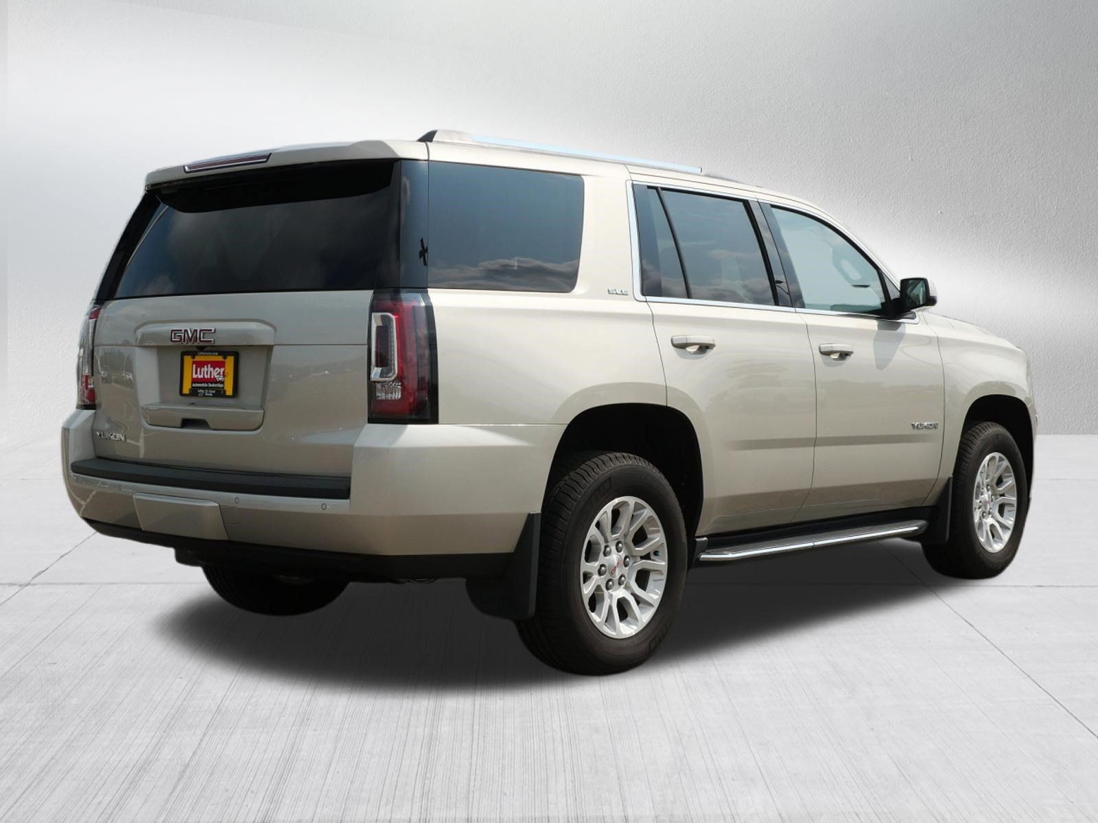 Used 2015 GMC Yukon SLE w/ Convenience Package AWD/4WD image 7