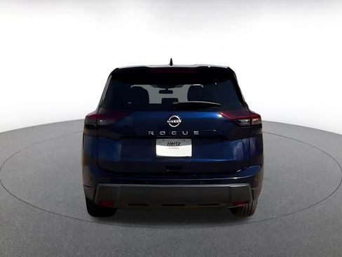 Used 2025 Nissan Rogue SV FWD image 12
