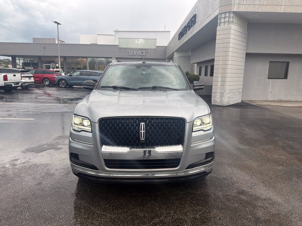 Used 2022 Lincoln Navigator Black Label AWD/4WD image 8
