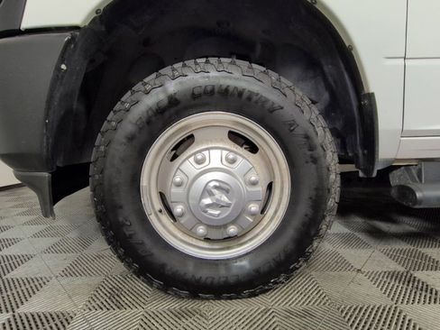 Used 2022 RAM 3500 Tradesman AWD/4WD image 9