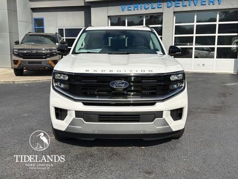 New 2026 Ford Expedition Platinum w/ Platinum Ultimate Package image 2