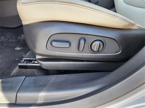 Used 2023 Buick Encore GX Essence w/ Experience Buick Package image 20