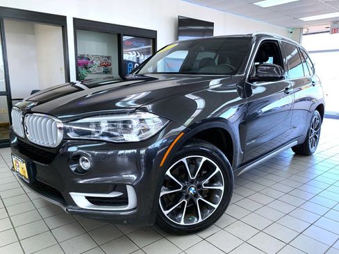 Used 2017 BMW X5 xDrive35i AWD/4WD image 1