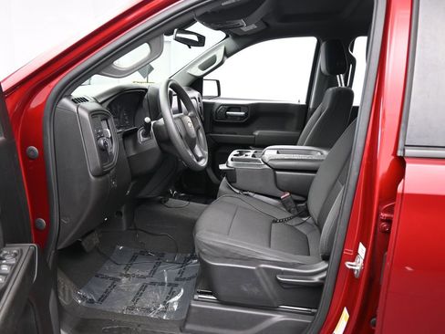 Used 2021 Chevrolet Silverado 1500 Custom image 11