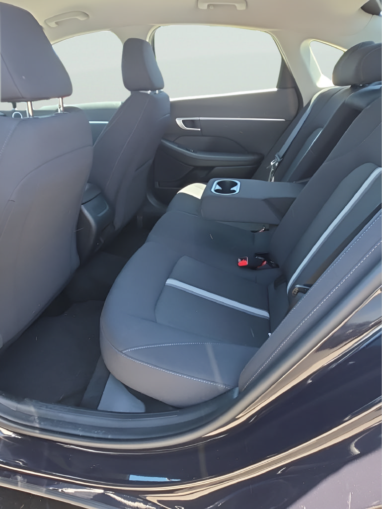 Used 2025 Hyundai Sonata SEL FWD image 11