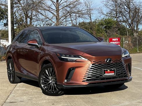 Used 2023 Lexus RX 350 image 2