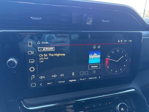 Used 2024 GMC Sierra 2500 AT4 w/ AT4 Premium Plus Package image 19