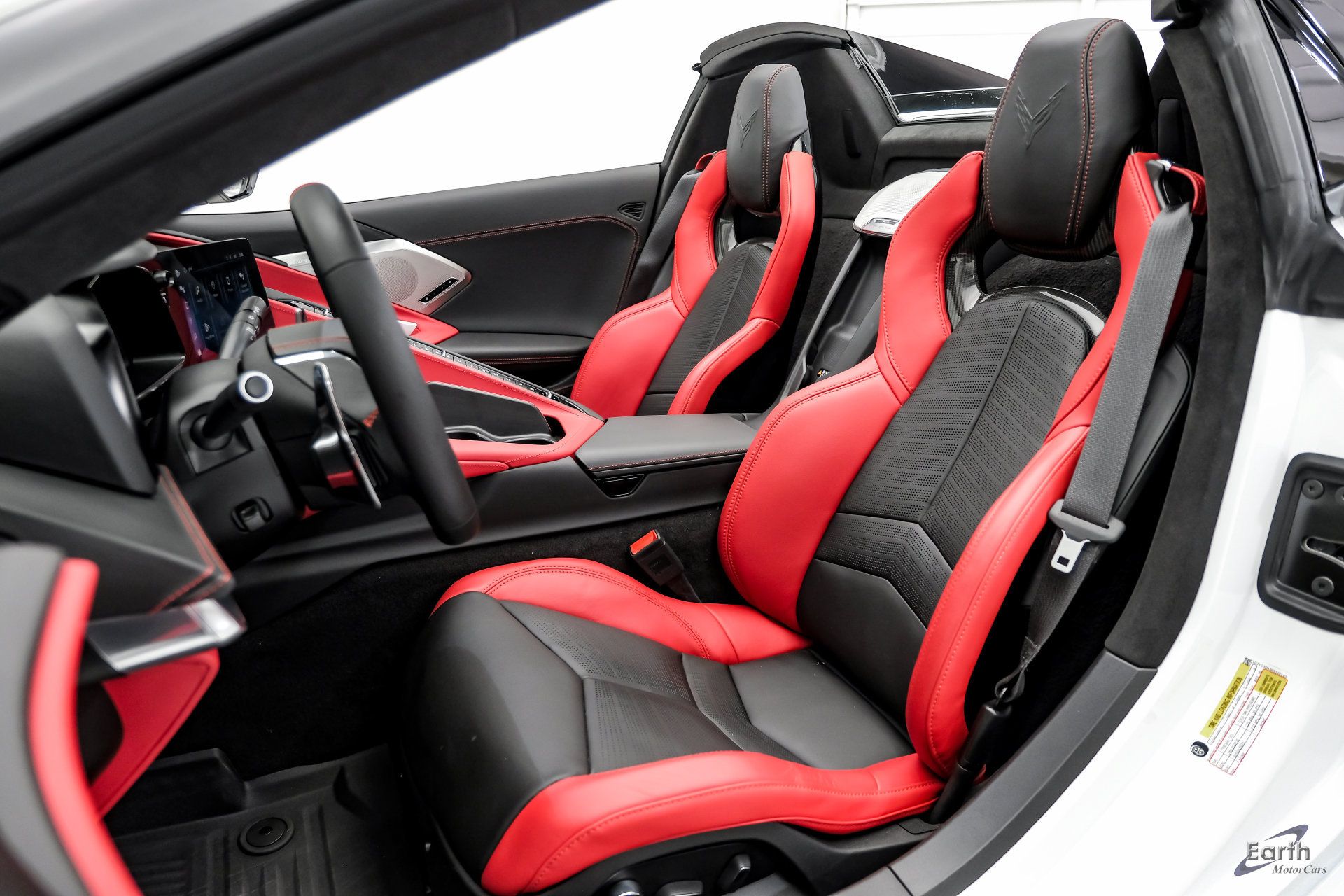 Used 2024 Chevrolet Corvette Stingray Premium Conv w/ Z51 Performance Package RWD image 45