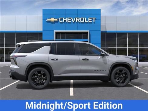 New 2027 Chevrolet Traverse LT w/ Midnight/Sport Edition FWD image 7