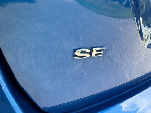 Used 2018 Ford Fiesta SE FWD image 32