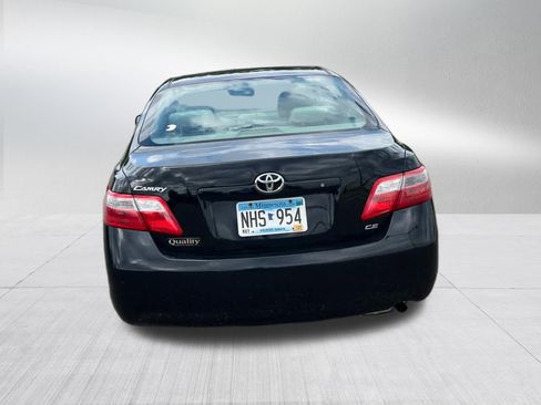 Used 2007 Toyota Camry CE FWD image 4