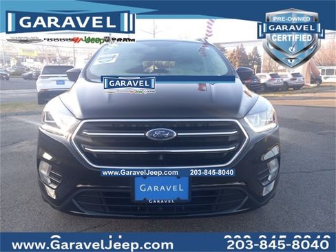 Used 2019 Ford Escape SE image 1