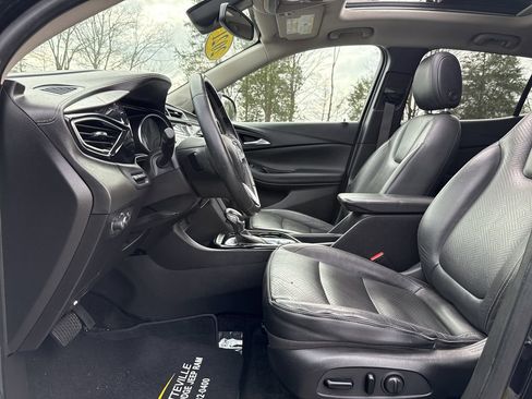 Used 2021 Buick Encore GX Essence w/ Advanced Technology Package image 25