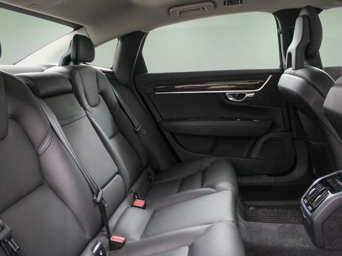 Used 2018 Volvo S90 T6 Momentum w/ Convenience Package AWD/4WD image 27