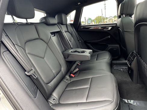 New 2026 Porsche Macan S image 19
