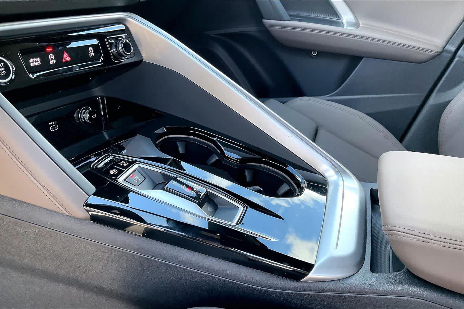 New 2026 Audi Q5 Prestige AWD/4WD image 7
