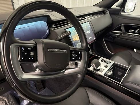 Used 2023 Land Rover Range Rover Long Wheelbase Autobiography AWD/4WD image 10