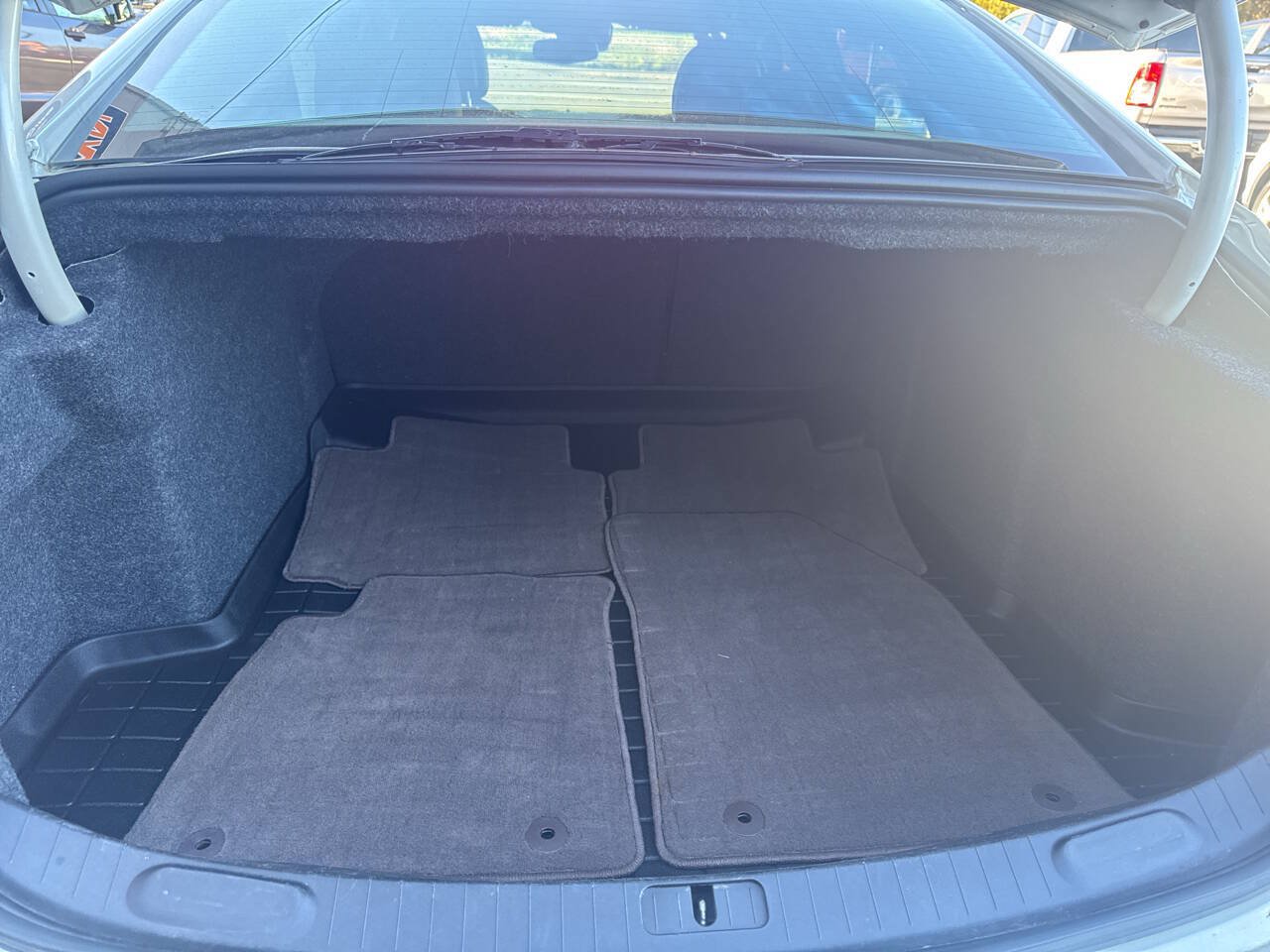 Used 2014 Chevrolet Impala LT w/ Premium Seating Package FWD image 20