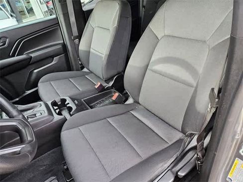 Used 2023 Chevrolet Colorado W/T image 14