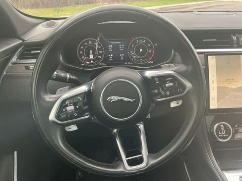 Used 2021 Jaguar F-PACE S AWD/4WD image 19