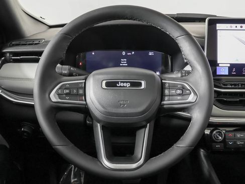 Used 2023 Jeep Compass Limited w/ Elite Group AWD/4WD image 31