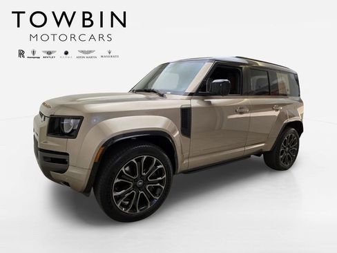 Used 2025 Land Rover Defender 110 AWD/4WD image 1