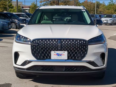 New 2026 Lincoln Aviator 2WD image 8
