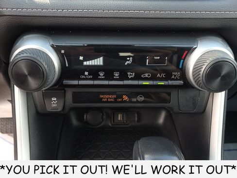 Used 2022 Toyota RAV4 LE FWD image 20
