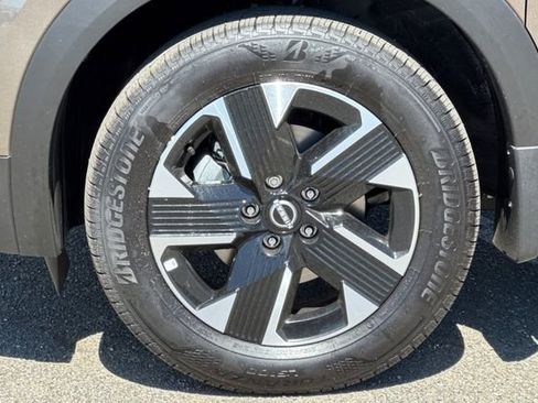 New 2025 Nissan Kicks SV image 25