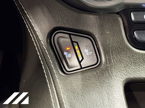 Used 2017 Chevrolet Tahoe LT image 19