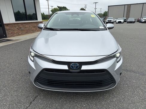 Used 2023 Toyota Corolla LE FWD image 10