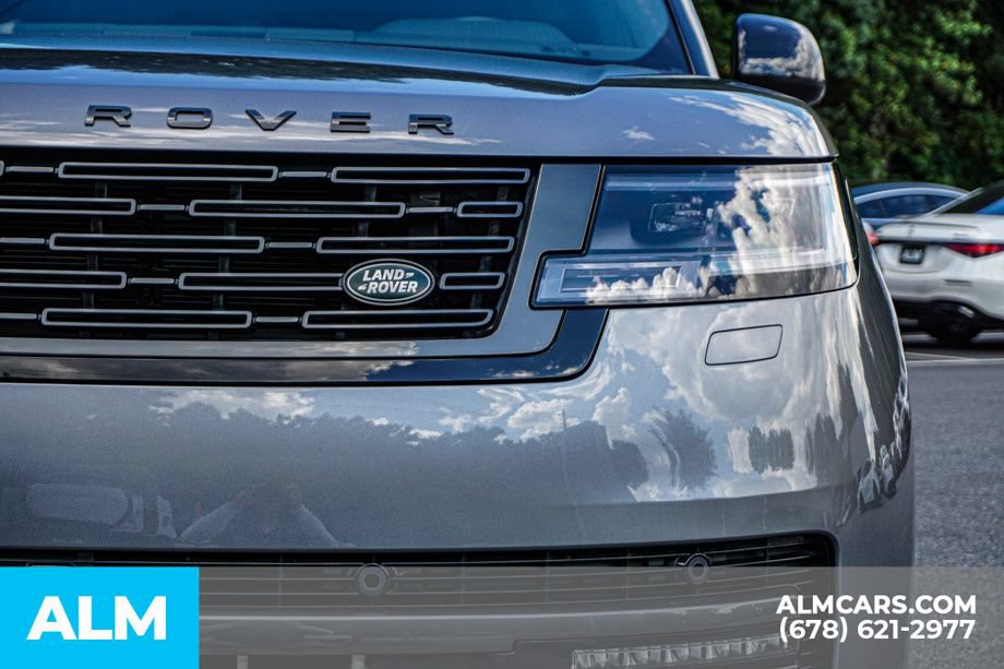 Used 2024 Land Rover Range Rover SE AWD/4WD image 11