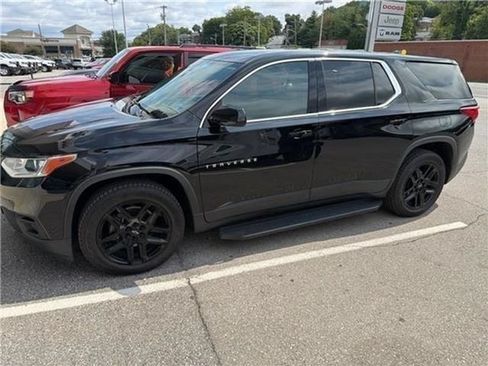 Used 2020 Chevrolet Traverse LS w/ LPO, Blackout Package AWD/4WD image 19