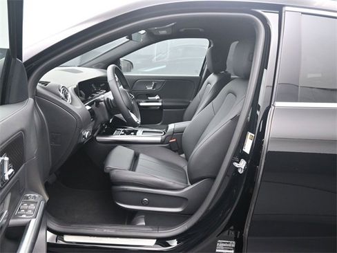 New 2025 Mercedes-Benz GLA 250 image 18