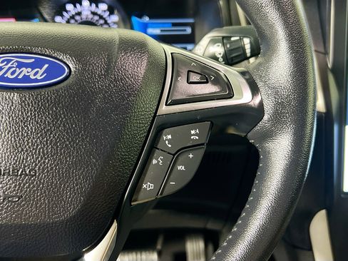 Used 2024 Ford Edge SEL image 19