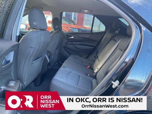 Used 2020 Chevrolet Equinox LT image 16