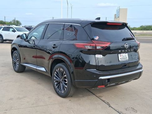 New 2026 Nissan Rogue Platinum AWD/4WD image 4