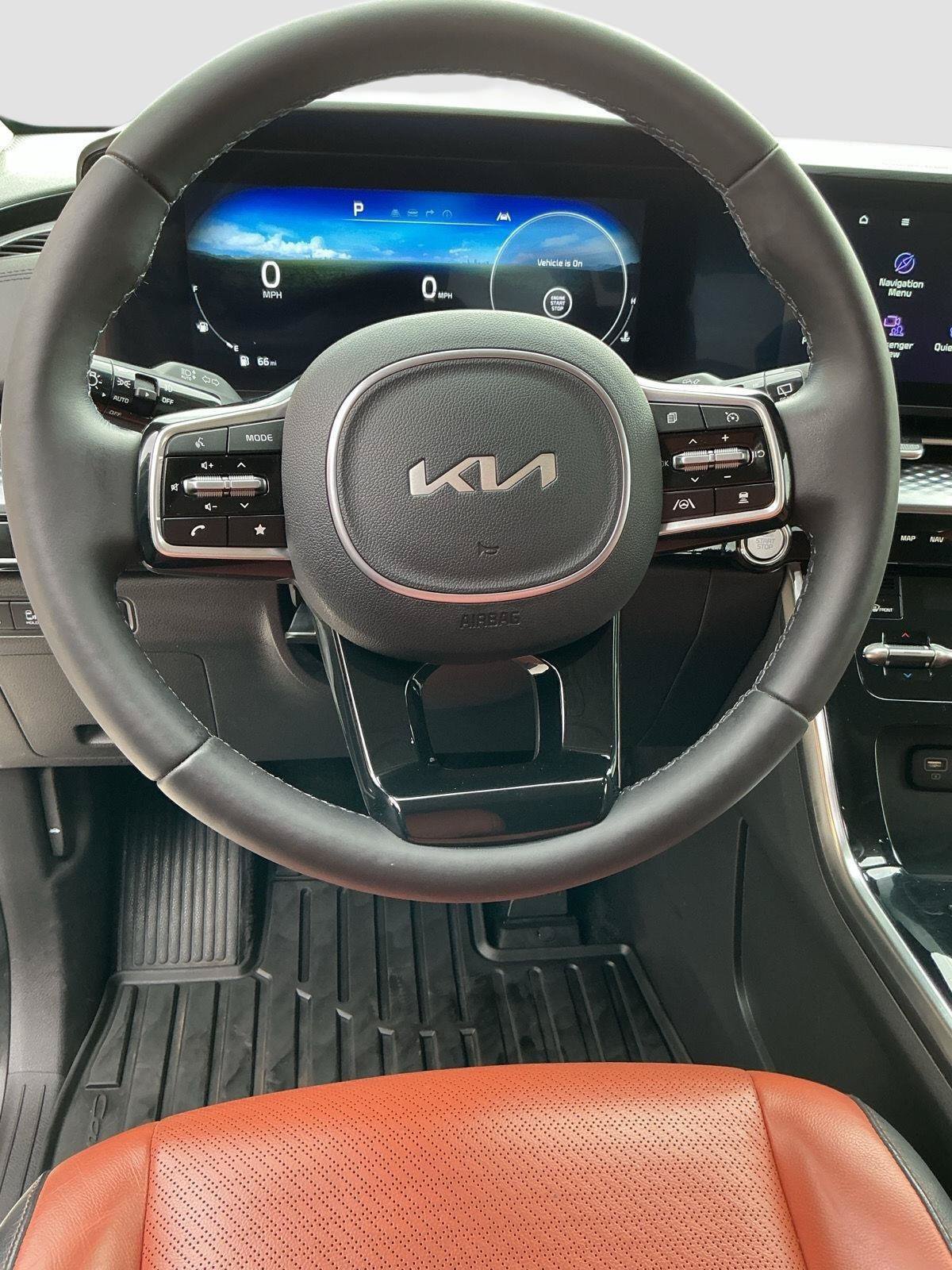 Used 2024 Kia Carnival SX Prestige FWD image 15
