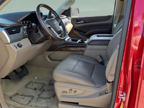Used 2015 Chevrolet Tahoe LT w/ Luxury Package RWD image 9
