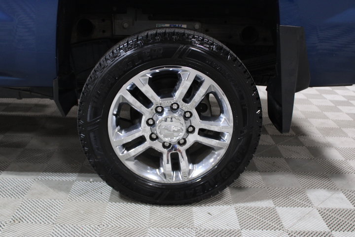 Used 2017 Chevrolet Silverado 2500 High Country w/ Duramax Plus Package AWD/4WD image 44