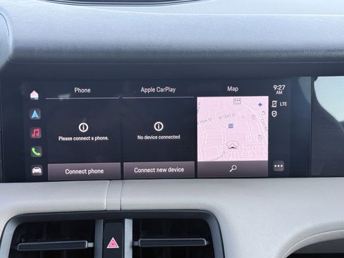 Used 2022 Porsche Taycan image 72