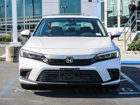 Certified 2024 Honda Civic EX image 2